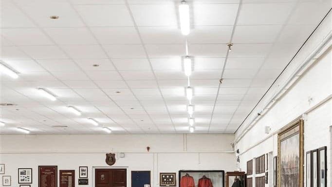 Akoestische platen voor een systeemplafond