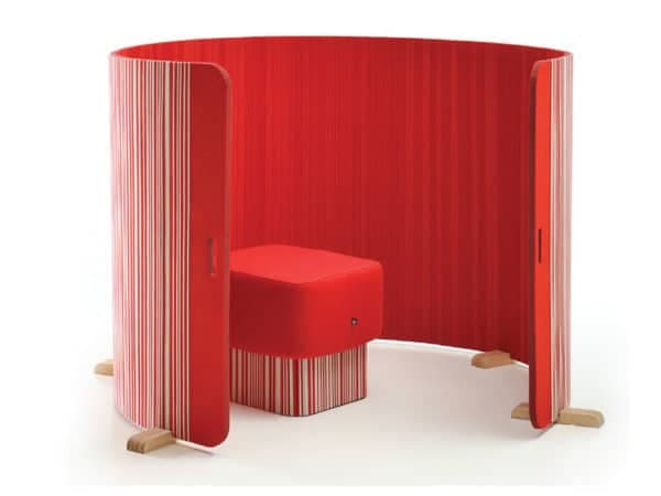 Opvallende akoestische roomdivider