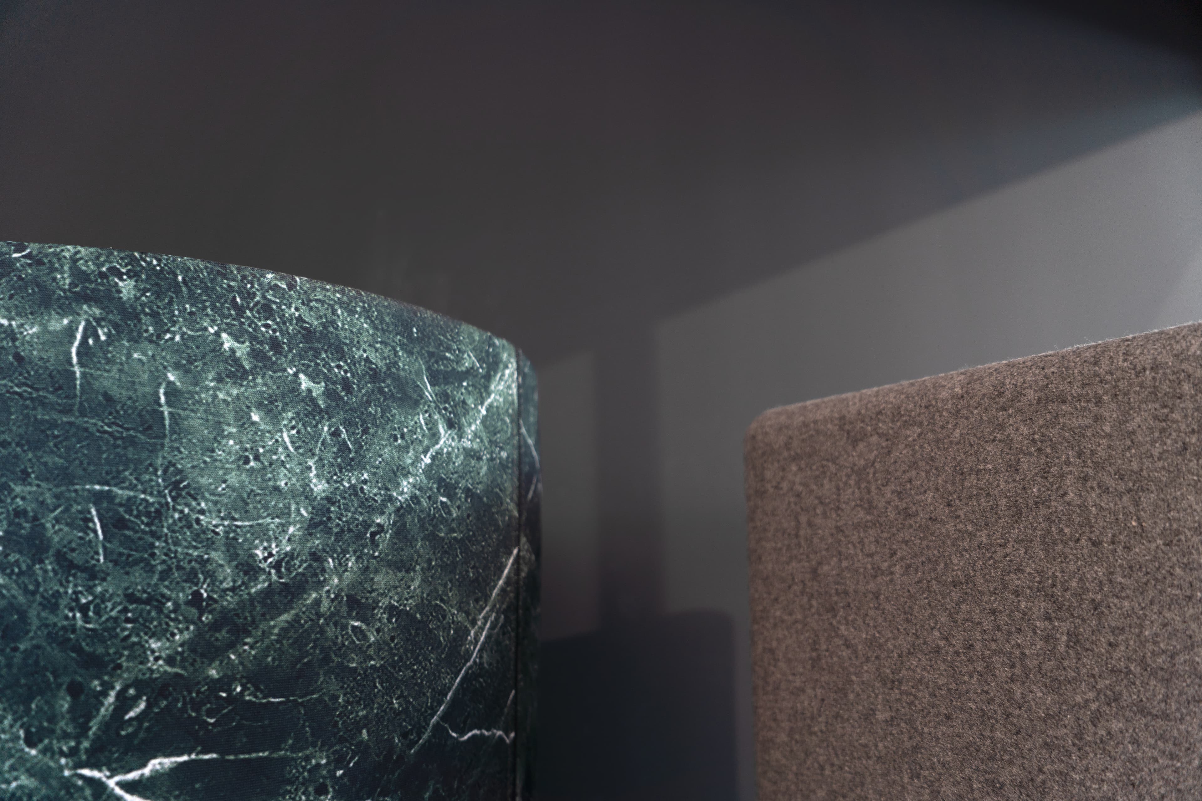EASYfabric Pillar - Akoestisch zuil - Randafwerking