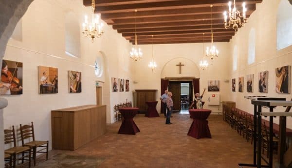 Akoestiek in een kerk verbeteren